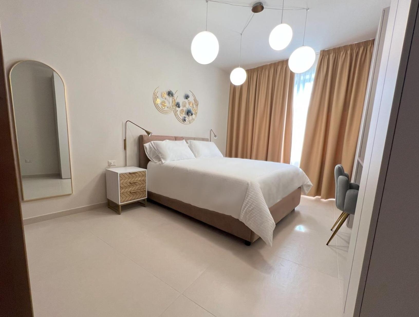 Red Bridges House Apartment เนเปิลส์ ภายนอก รูปภาพ
